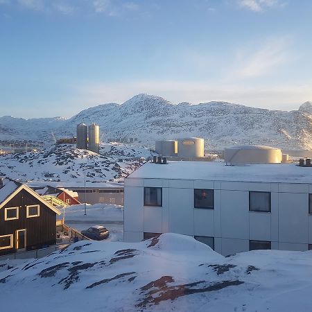 Vandrehuset 2 Og 3 Nuuk Kültér fotó